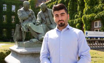 Mahmoud Nani (Syria), the first refugee student to graduate as an Engineer from the UMONS Faculty of Engineering