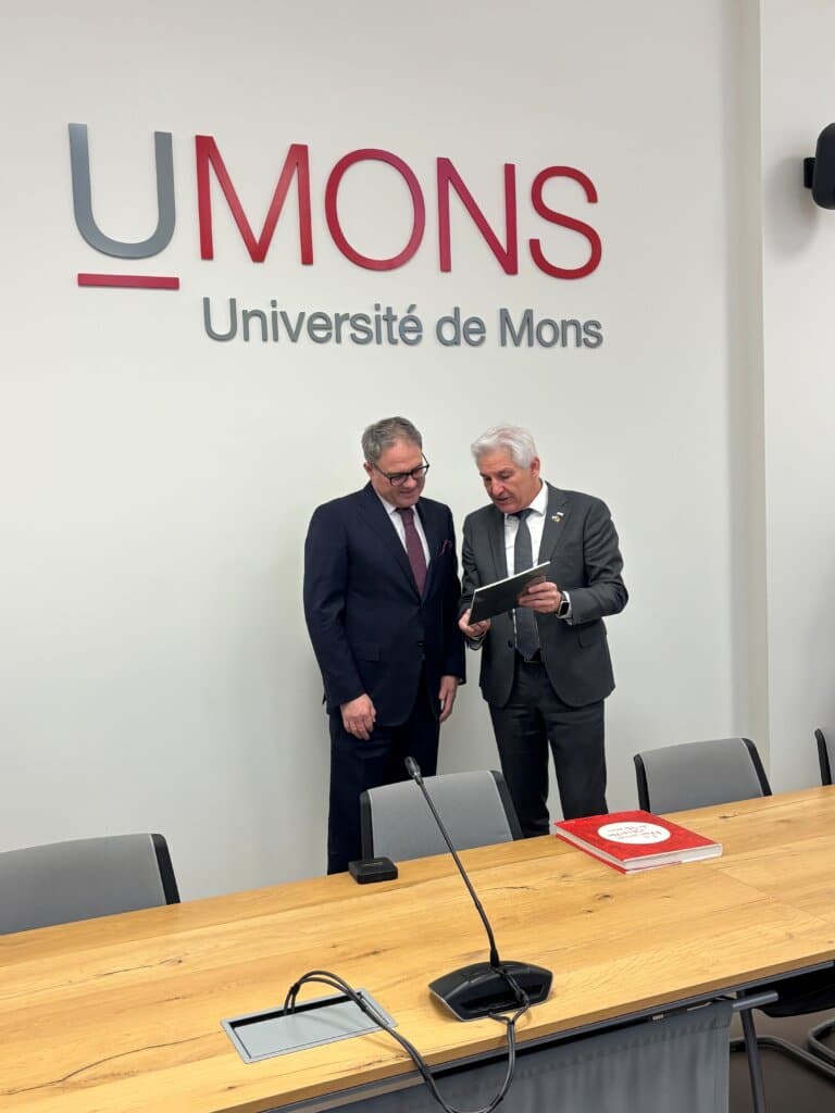 L’Ambassadeur du Kazakhstan en visite à l’UMONS pour renforcer les coopérations académiques et scientifiques