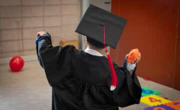 La curiosité récompensée : la promotion 2025-2026 de l’Université des enfants diplômée