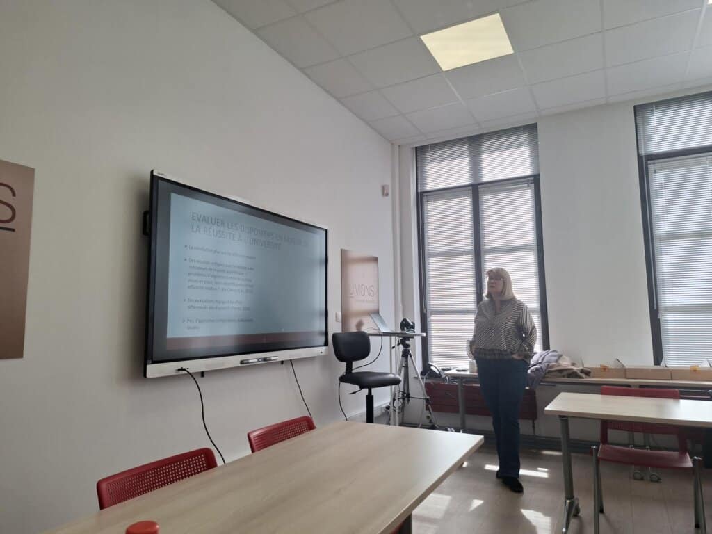 Dispositifs en faveur de la réussite des étudiants à l'université.