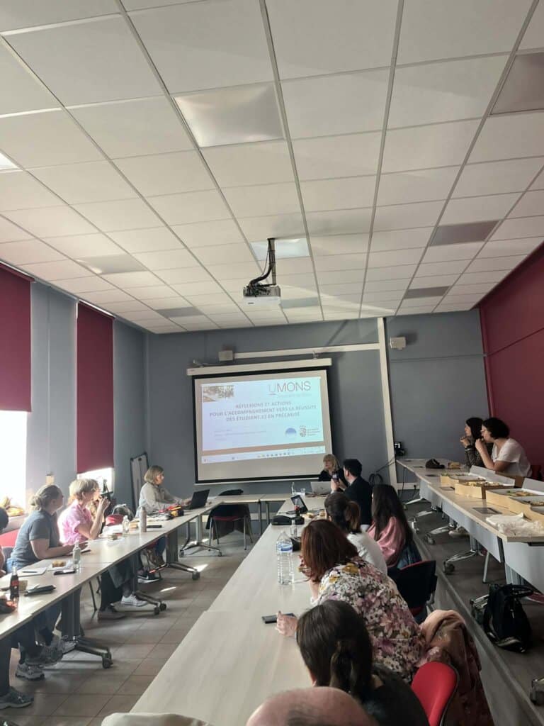 Visite de Cathy Perret de l'Université de Bourgogne-Europe à l'Université de Mons