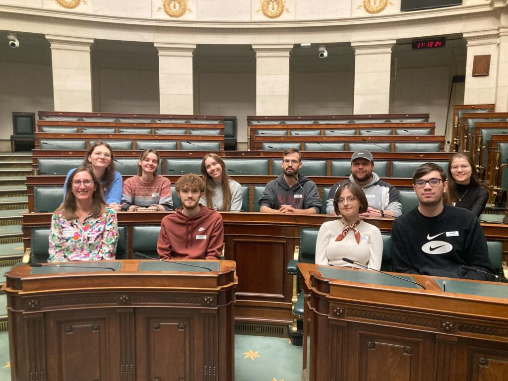 Visite en allemand du Parlement fédéral et visite des services de traduction de la Cour constitutionnelle