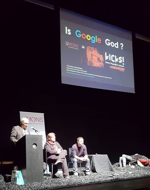 « Is Google god ? » : un double événement organisé par l’UMONS Charleroi et le Théâtre de L’Ancre