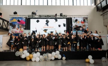 Université des enfants à Charleroi: une cérémonie de remise des diplômes émouvante