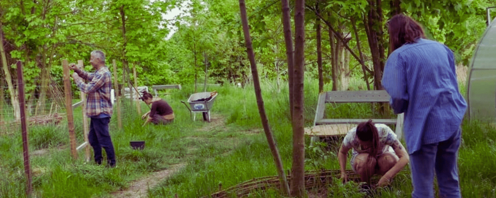 Photo illustrating the following event: Les jardins communautaires dans les villes en transition : co-création spatio-temporelle des pratiques de mise en commun à Bruxelles et Cracovie par Fanny TEOULE