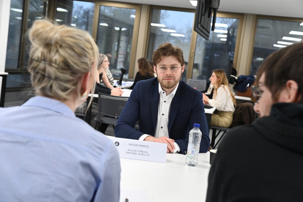 Retour photos sur le speed-dating professionnel 2025