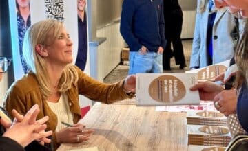 Un nouvel ouvrage co-écrit par Angy Geerts, Professeure de Marketing, explore les coulisses de l’hôtellerie et de la restauration de luxe